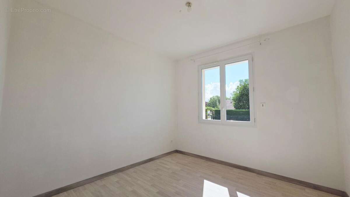 Maison à LE SUBDRAY