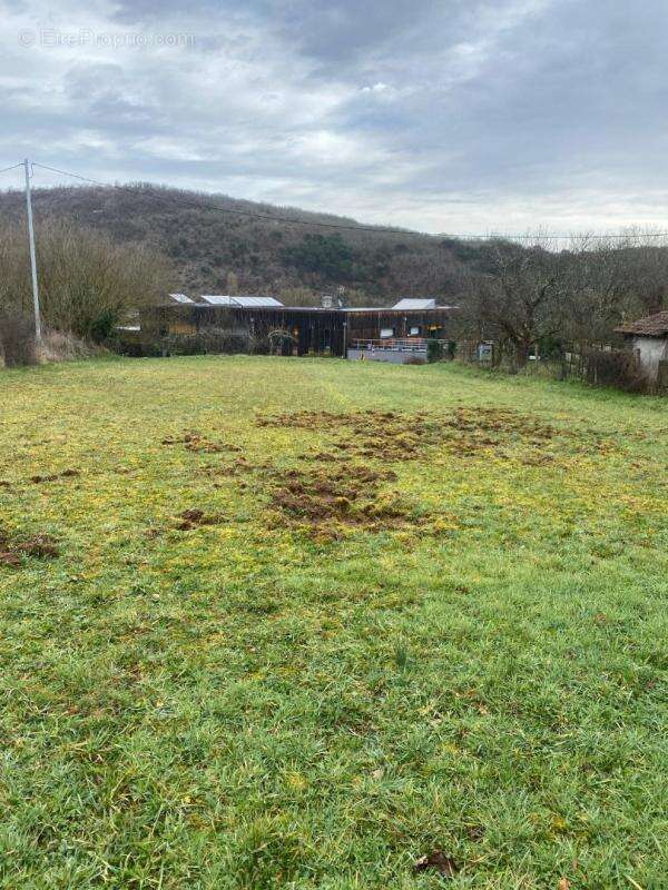 Terrain à CAHORS