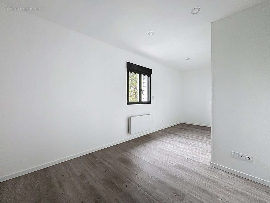 Maison à SAINT-GERMAIN-D'ELLE