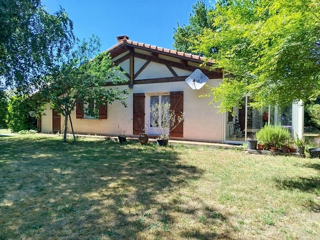 Maison à VIELLE-SAINT-GIRONS