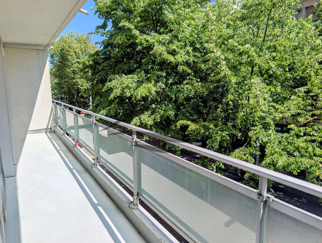 À VENDRE   Appartement T2 de 50 m2 entièrement rénové   Chambéry - photo 3