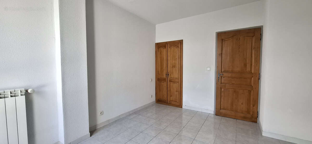 Appartement à GANGES