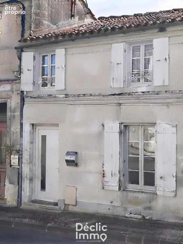 Charmante maison au cur de Jarnac 16200  85m² - 3 chambres - photo 11