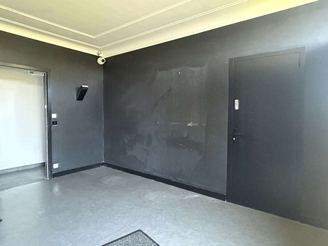 Commerce à LA GAUBRETIERE