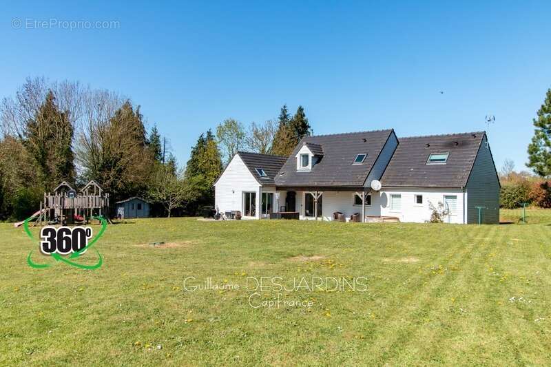 Maison à AUBRY-LE-PANTHOU