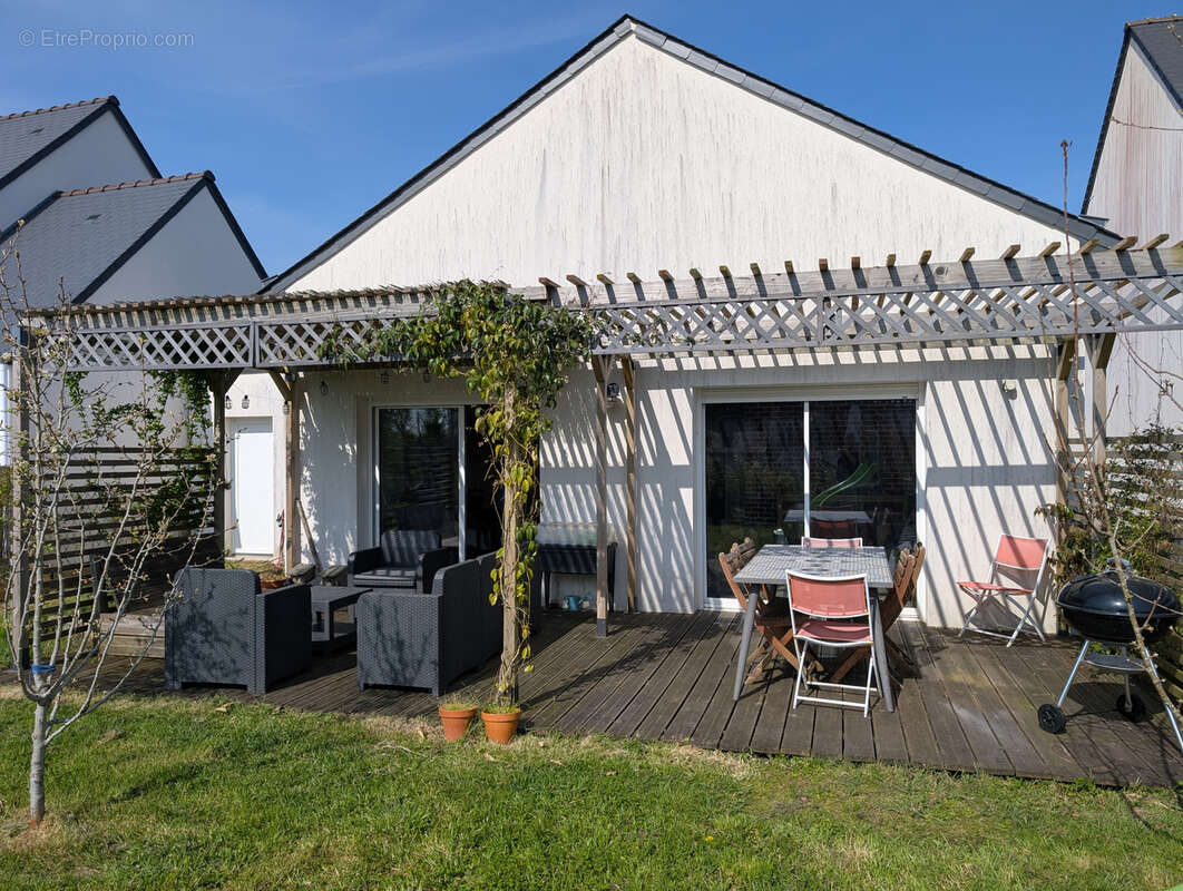 Maison à CLEGUER