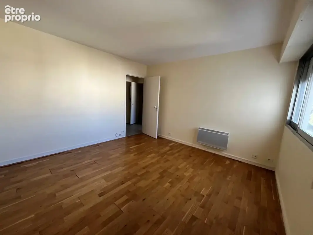 Studio 30m² paris xiii° - photo 4