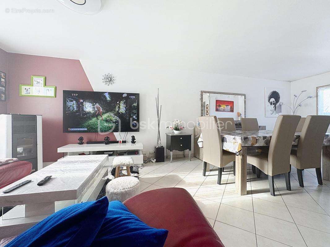 Maison à VIMOUTIERS