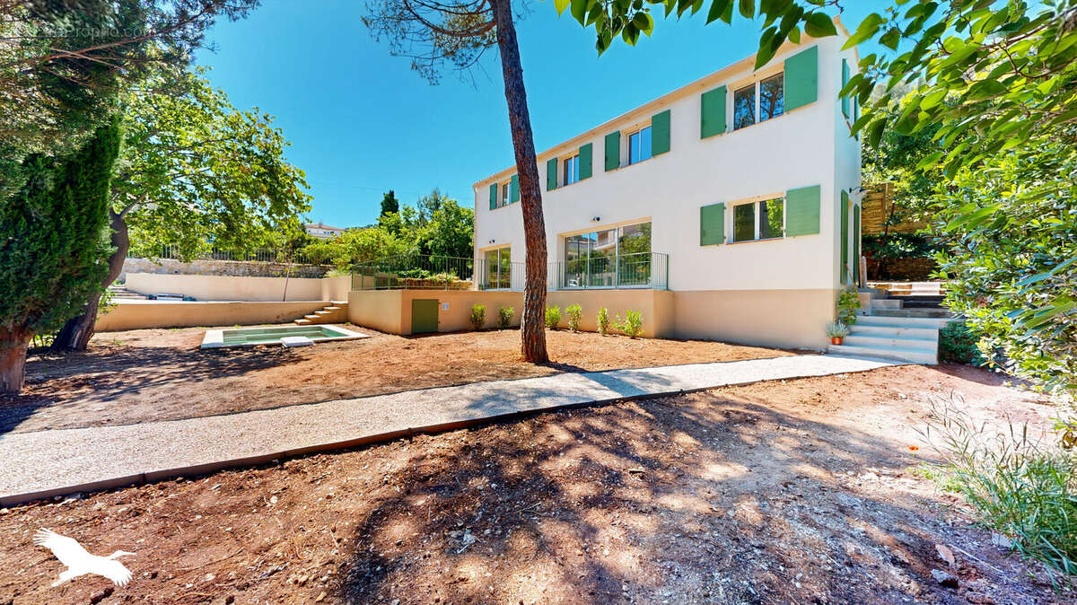 Maison à MARSEILLE-9E