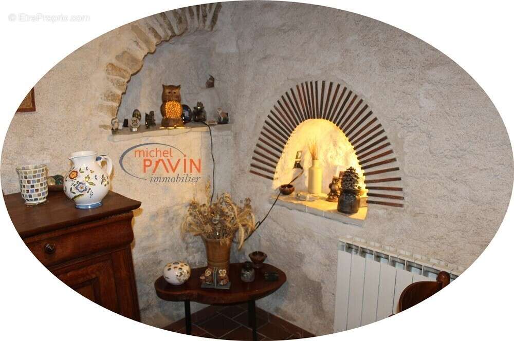 Maison à LA GUERCHE-SUR-L'AUBOIS