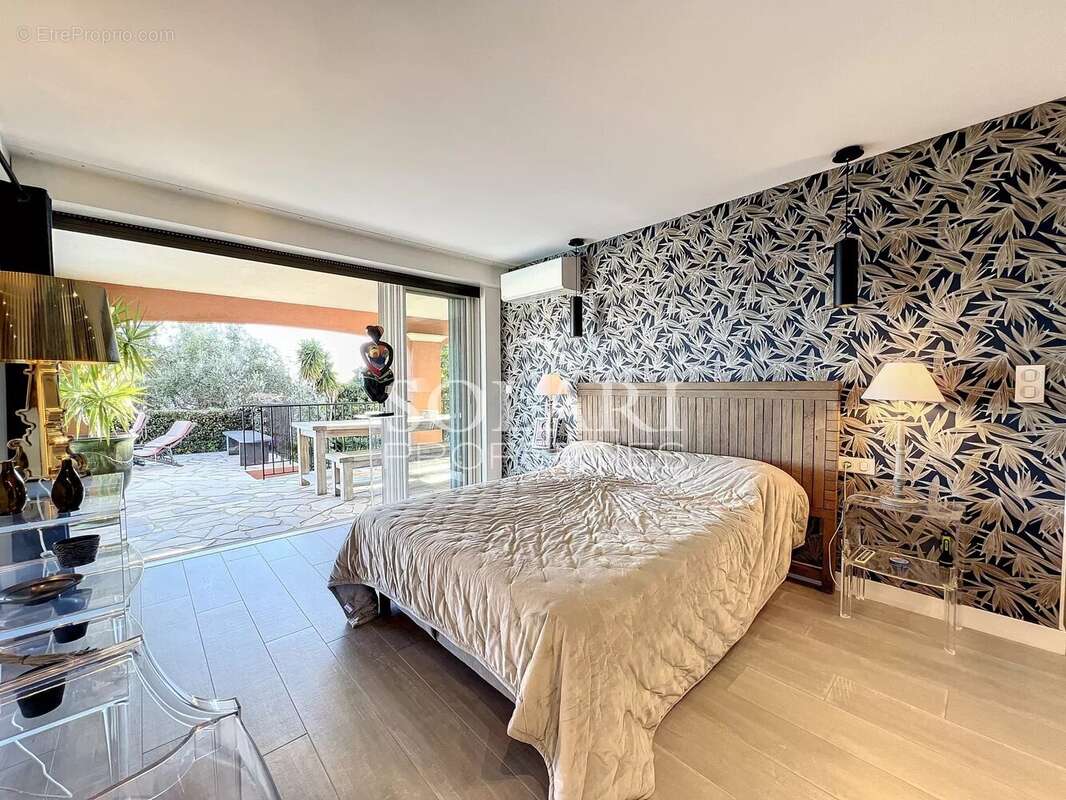 Maison à THEOULE-SUR-MER