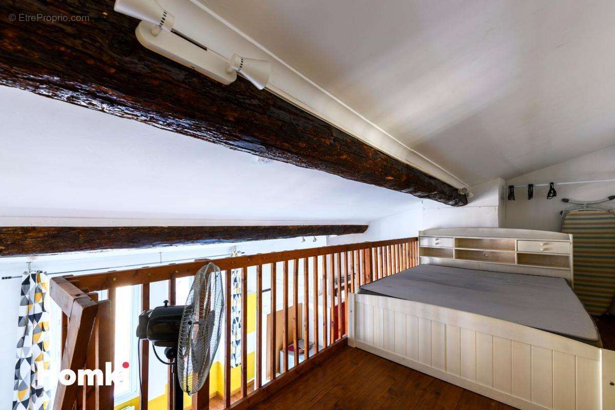 Studio mezzanine meublé de 38m2 Nîmes Centre-ville - photo 8