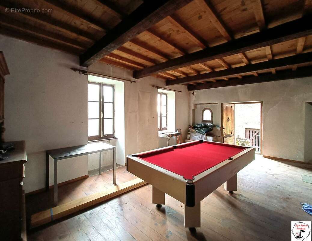 Maison à BEAUCHASTEL