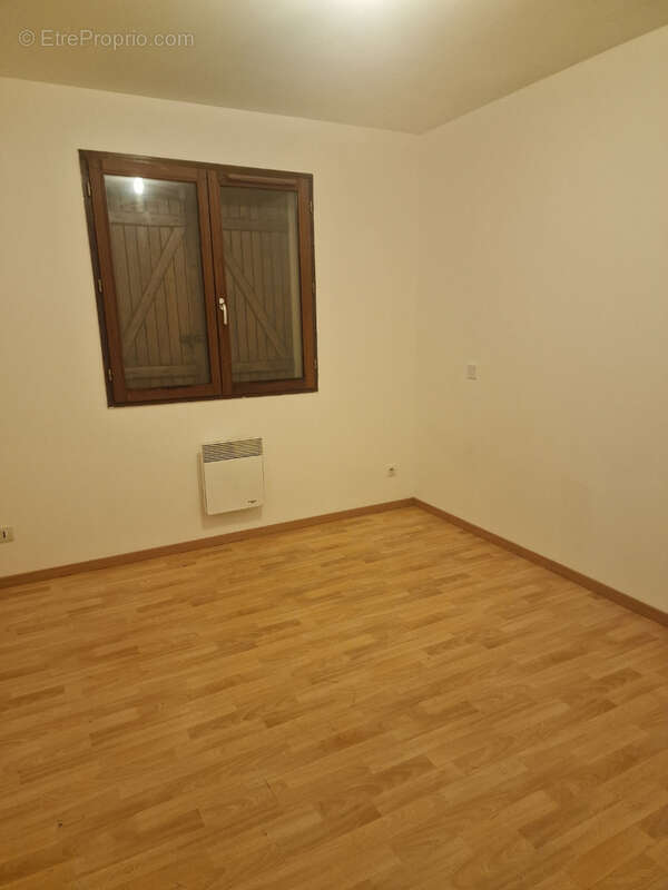 Maison à SAINT-PARDOUX-LA-RIVIERE