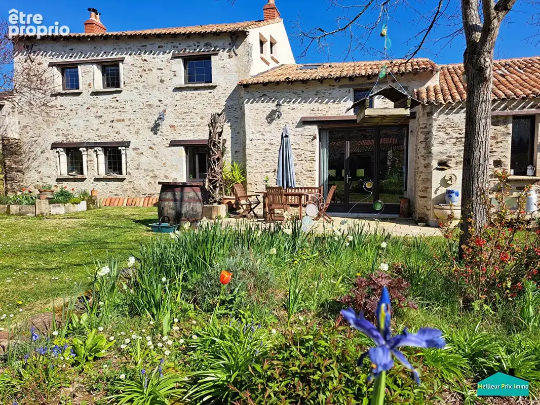 Ensemble immobilier La Limouzinière 206 m² - photo 3