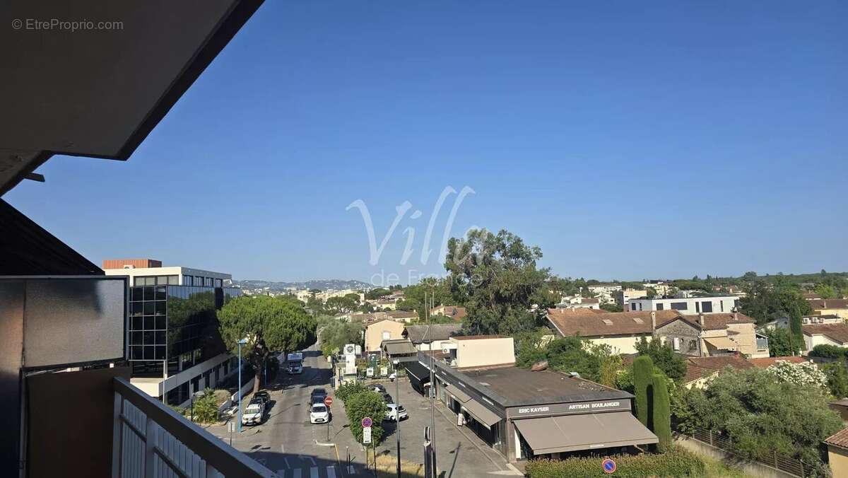 Appartement à MANDELIEU-LA-NAPOULE