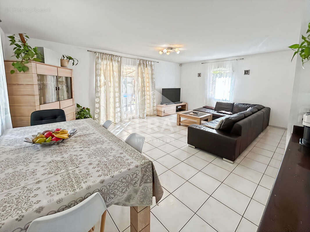 Maison à SEPTEMES-LES-VALLONS