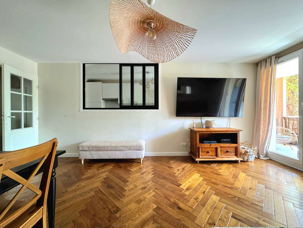 Appartement à MARSEILLE-9E