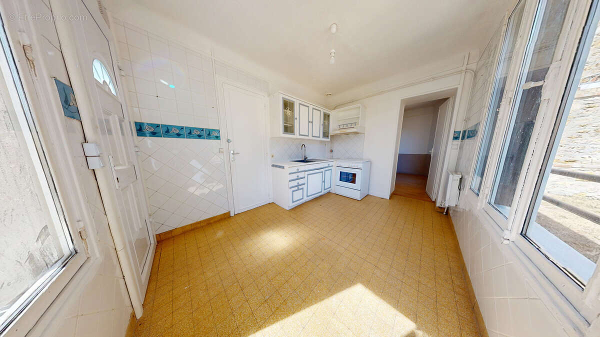 Maison à SARTROUVILLE