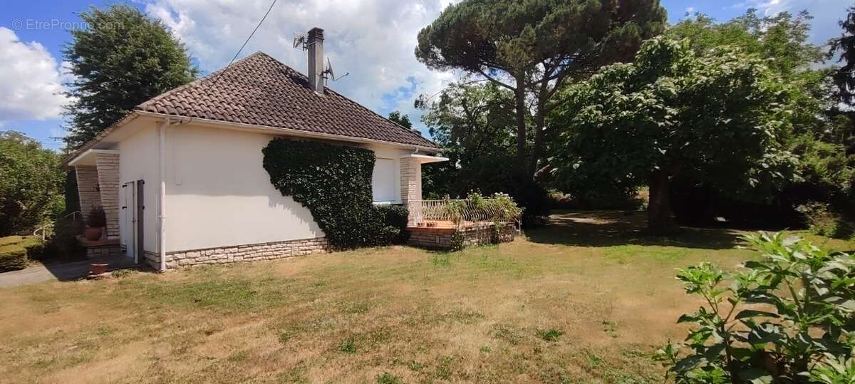 Maison 89 m² à Lalinde  - photo 2
