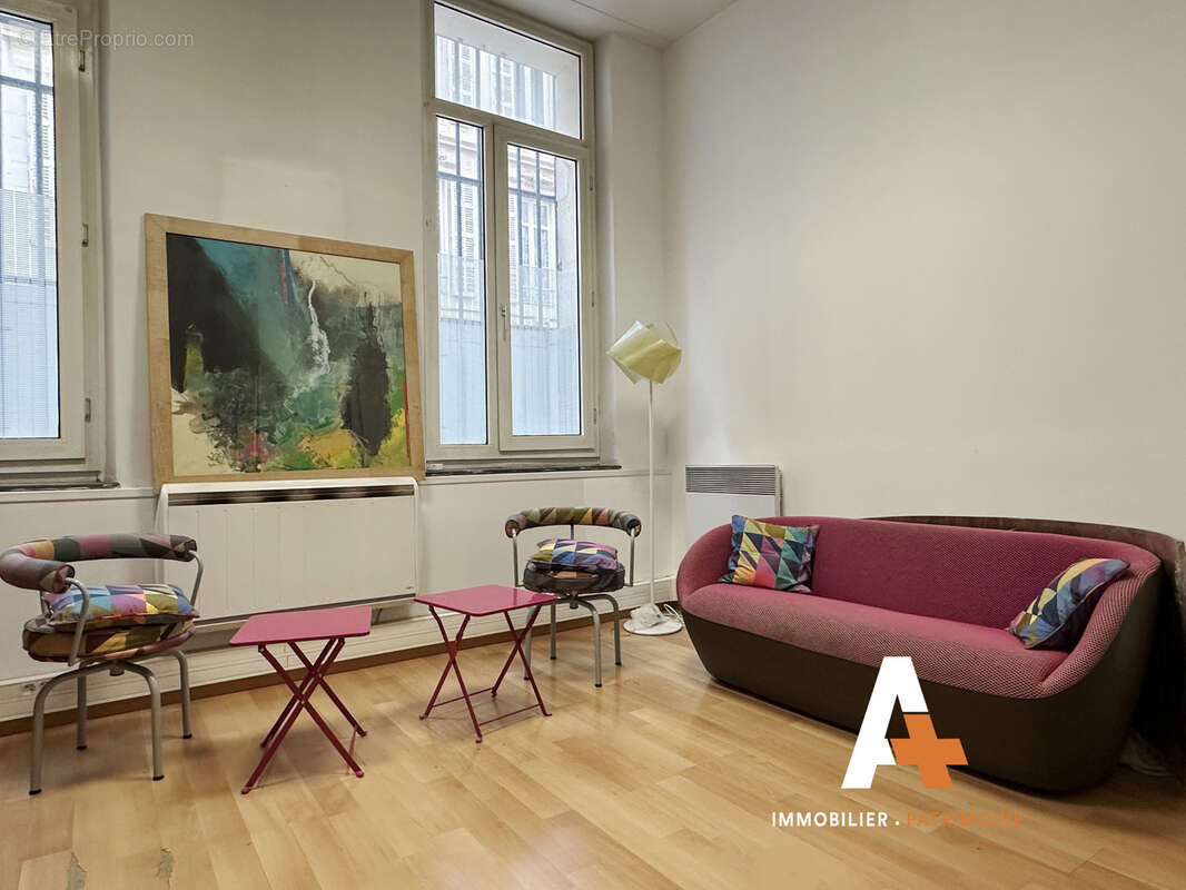 Commerce à MARSEILLE-6E