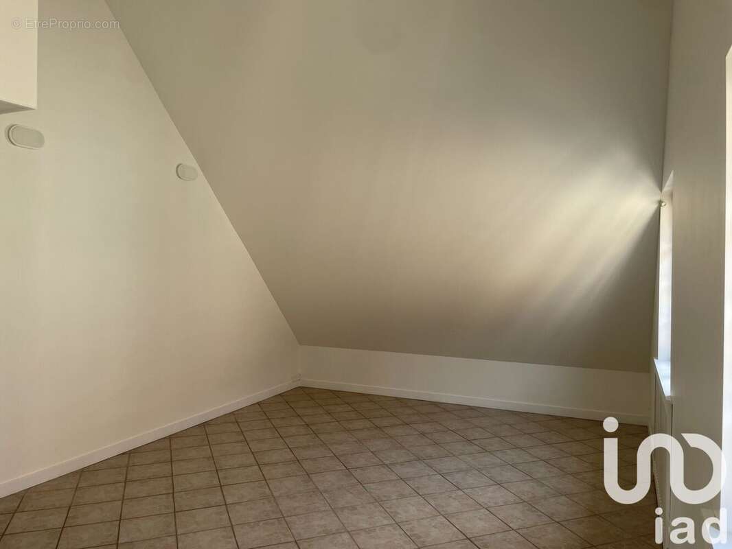 Photo 6 - Appartement à MANTES-LA-JOLIE