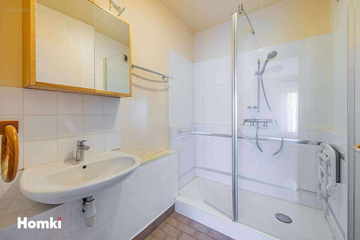 Appartement à LE PERREUX-SUR-MARNE