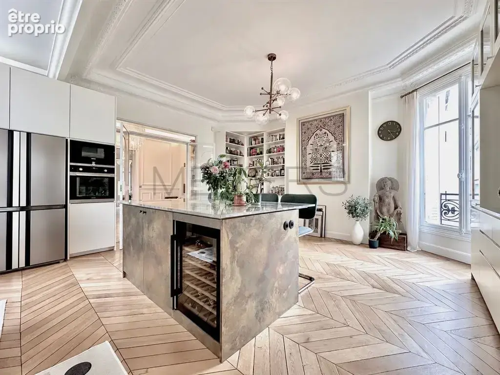 Paris 17ème -   Plaine Monceau, Wagram/Courcelles – 6 Pièces de 180m² - photo 3