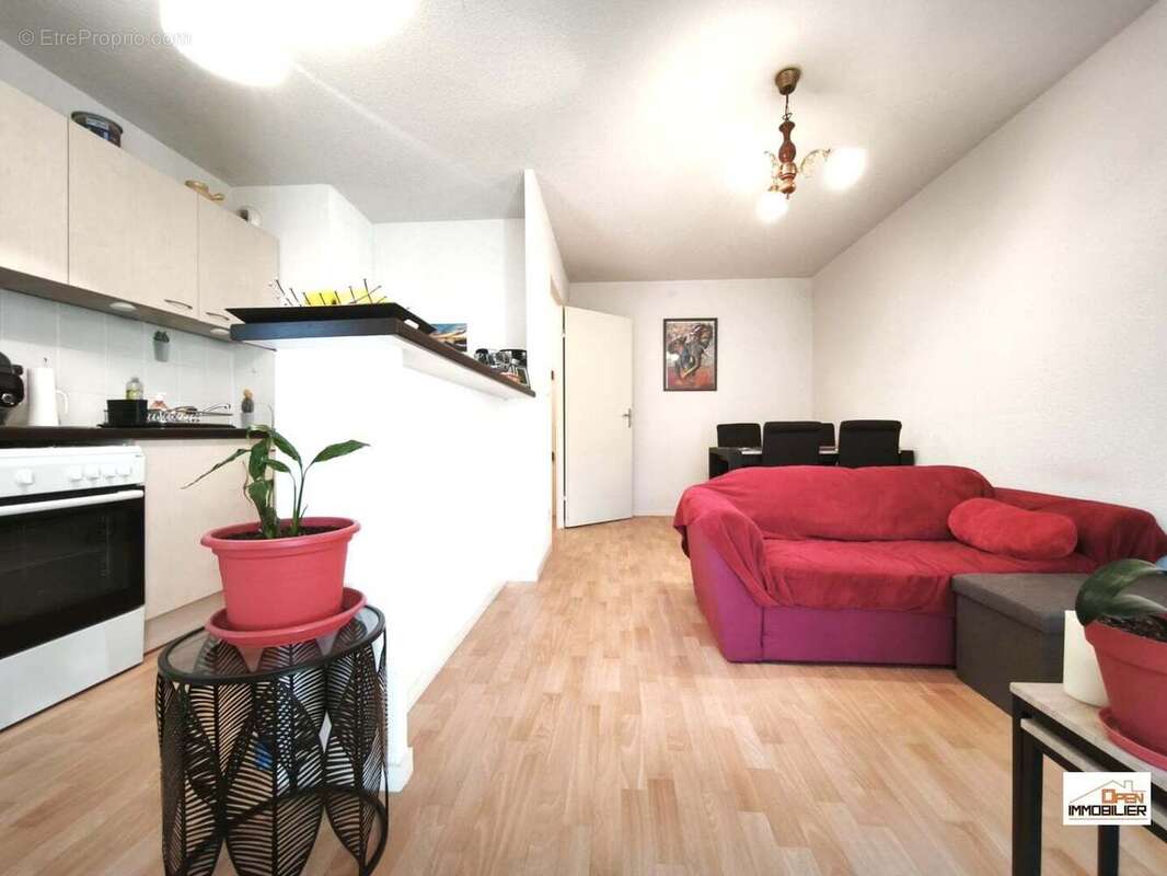 Appartement à FLEAC
