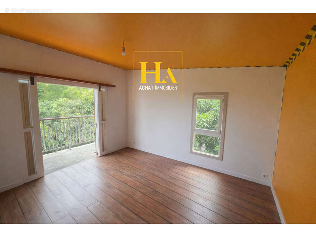 Maison T4 165,4m² à terminer - Saint Pierre - Ligne des Bambous - 1750 m² terrain - photo 6