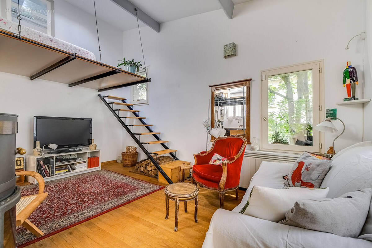 Appartement à PARIS-18E