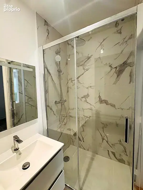PARIS 20e – appartement rénové 21,34 m² – Idéal cabinet / profession libérale - photo 4