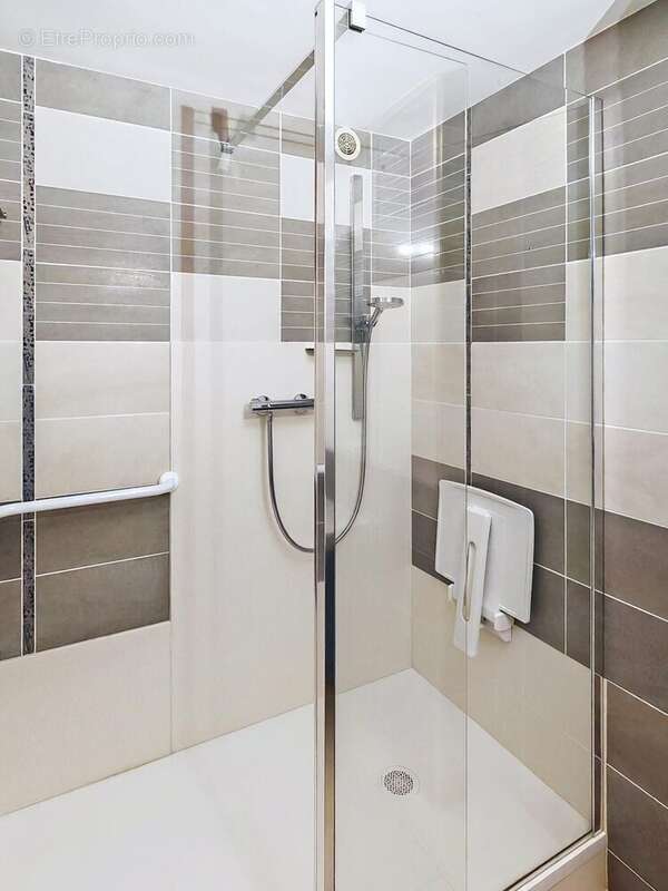 Photo 4 - Appartement à VALENCIENNES