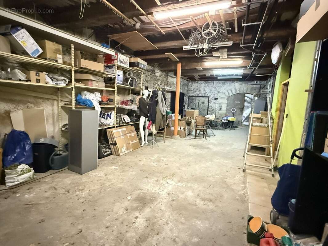 Maison à SAINT-THIBERY