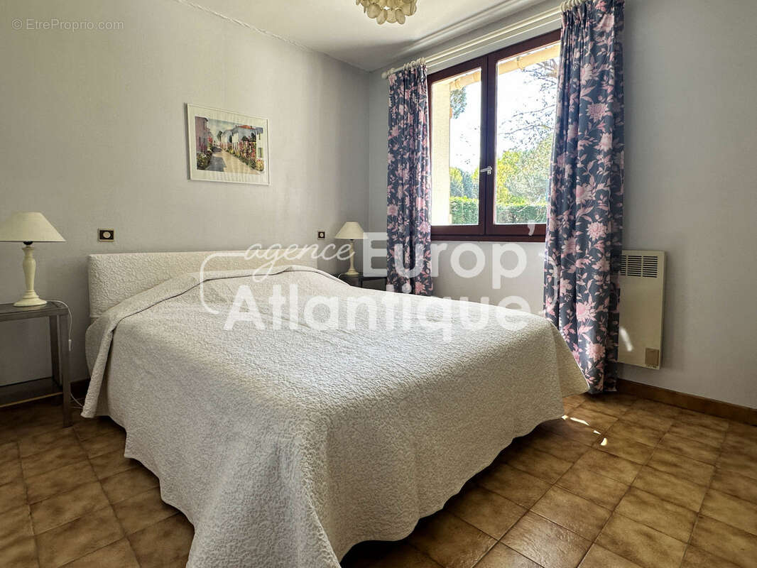 Maison à LES MATHES