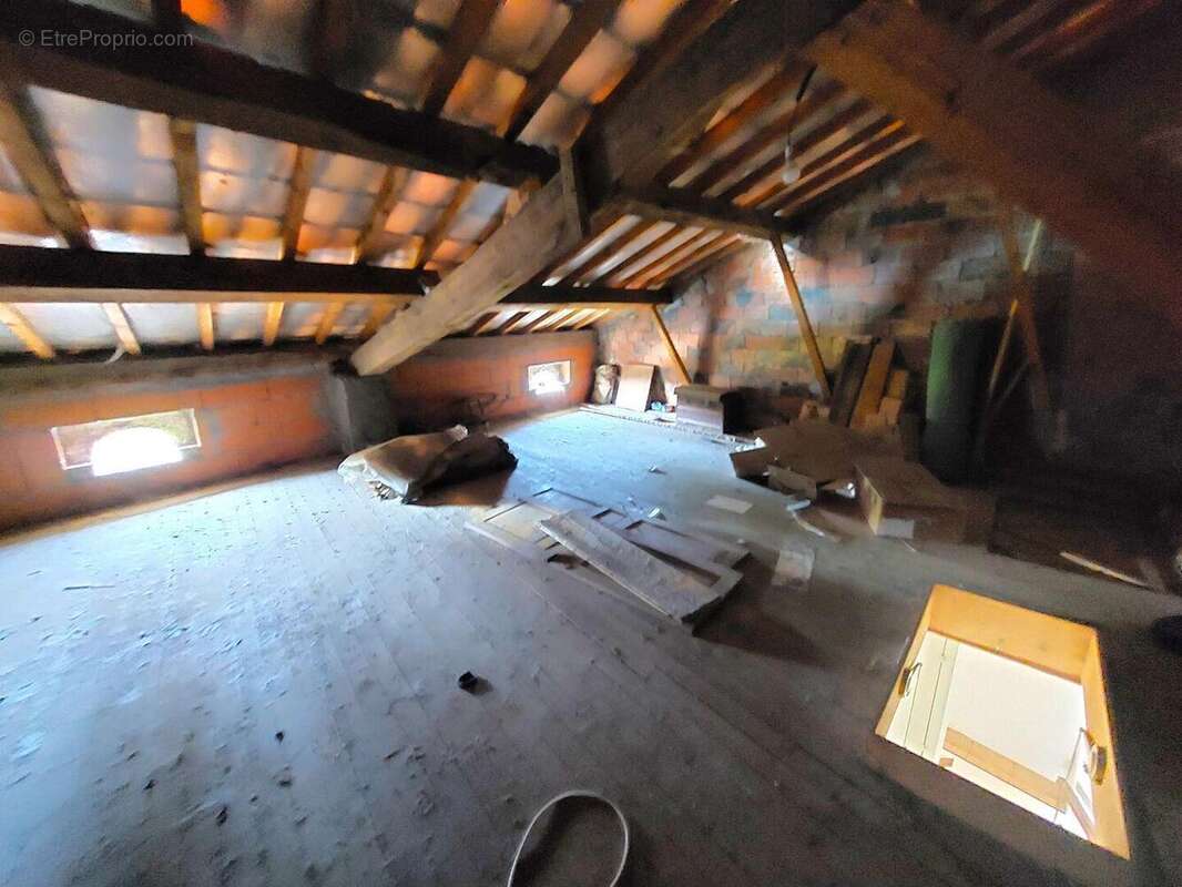 20250618105240 - Maison à SAINT-MARTORY