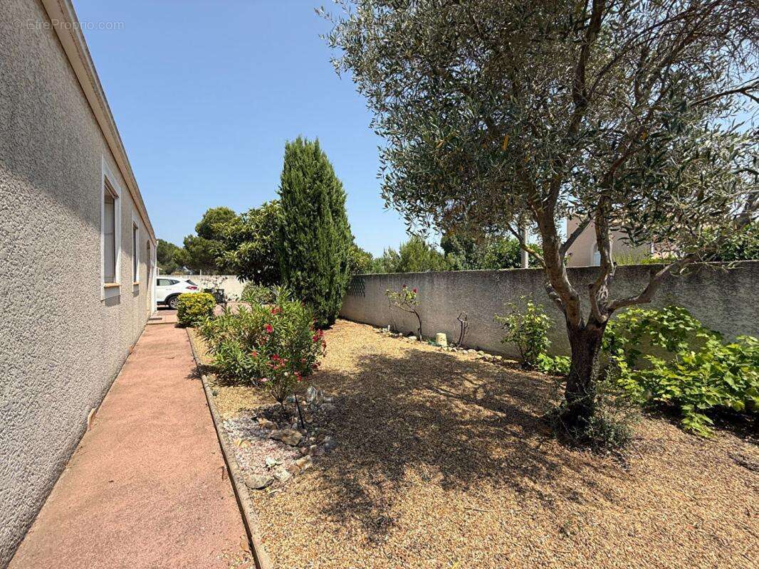 Maison à LIGNAN-SUR-ORB