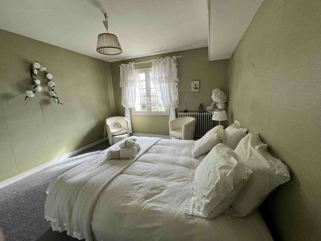 Maison à ANSAC-SUR-VIENNE