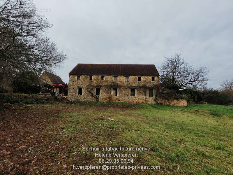 Maison à LE BUISSON-DE-CADOUIN