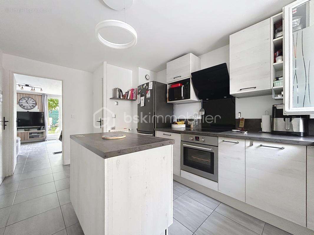 Maison à CORBEIL-ESSONNES