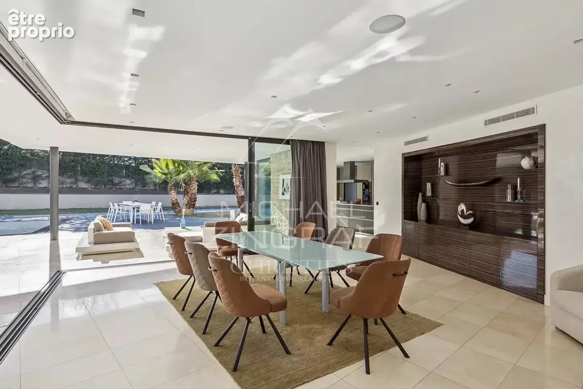 Somptueuse villa contemporaine de 500 m² nichée dans un écrin de verdure - photo 2