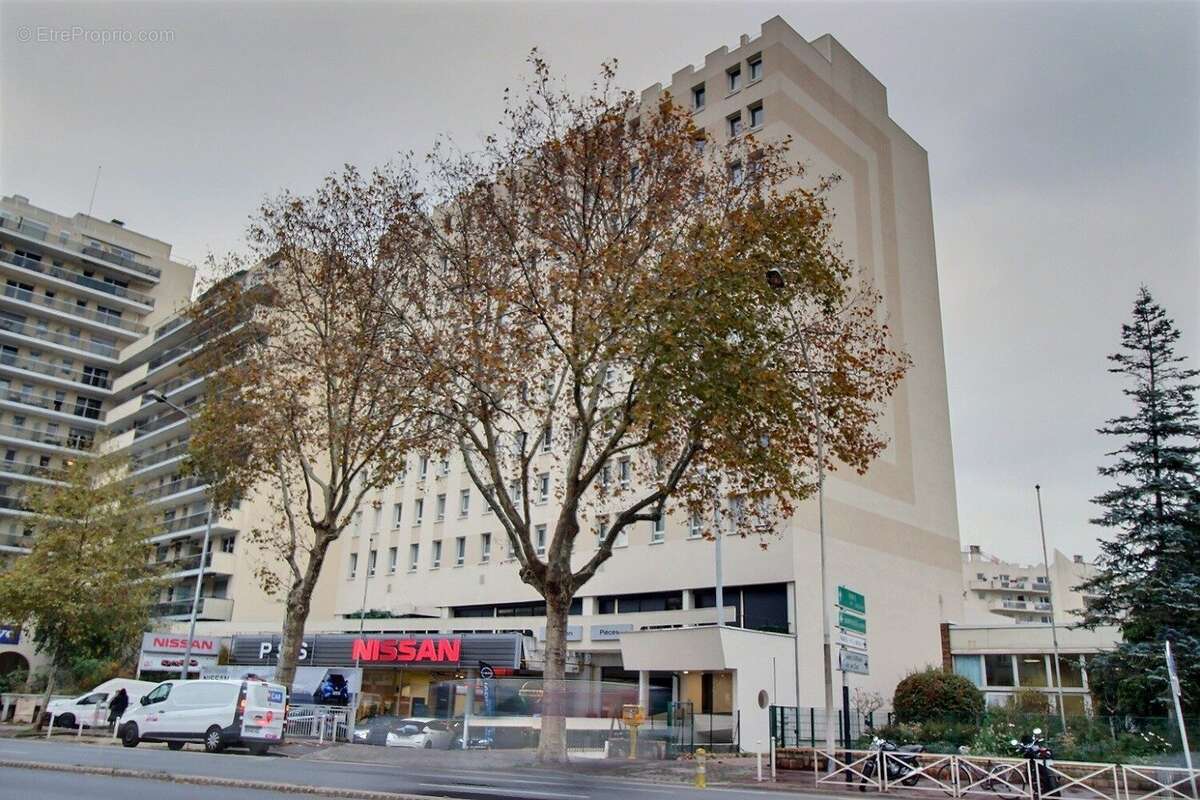 Appartement à MONTROUGE