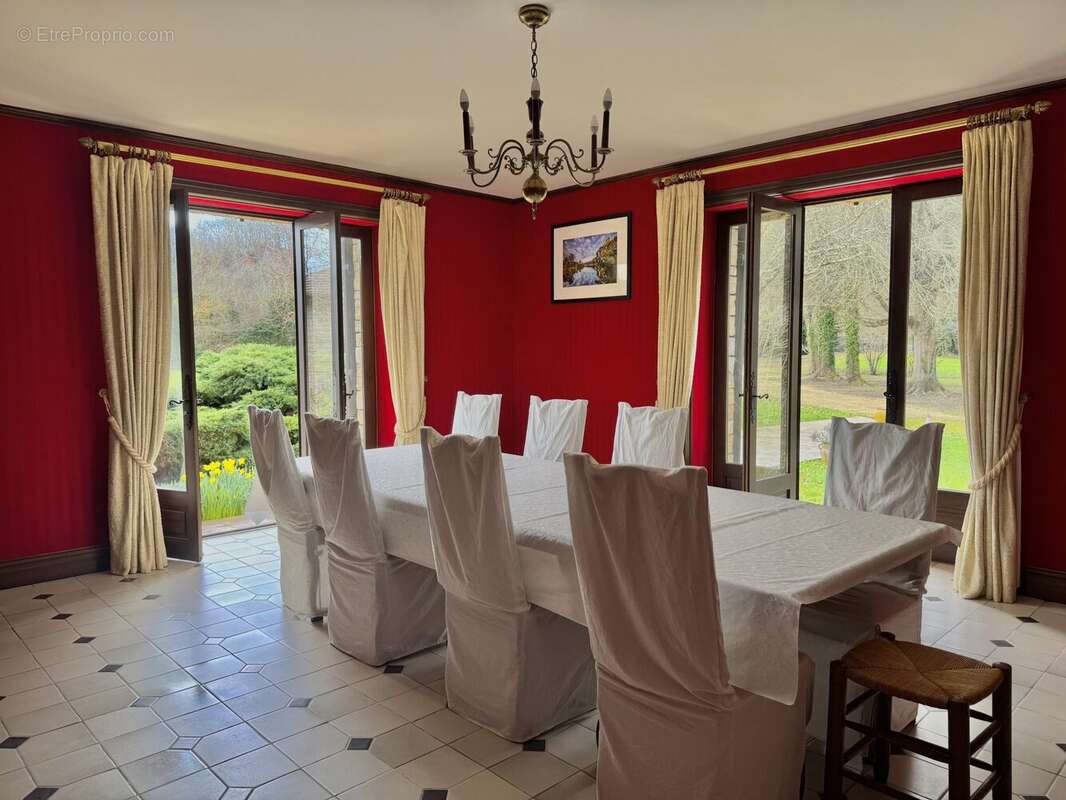 Maison à SALLES-DE-BELVES