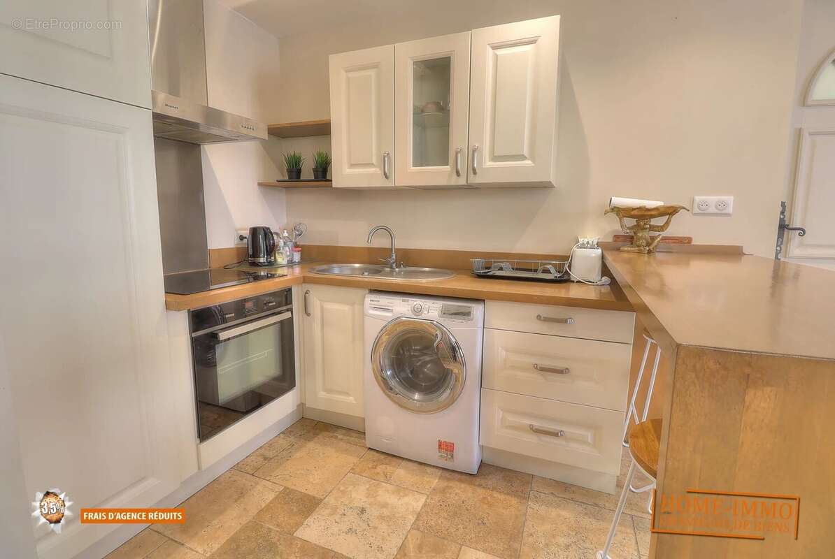 Lot de 3 apaprtements en plein coeur du vieil antibes - photo 2