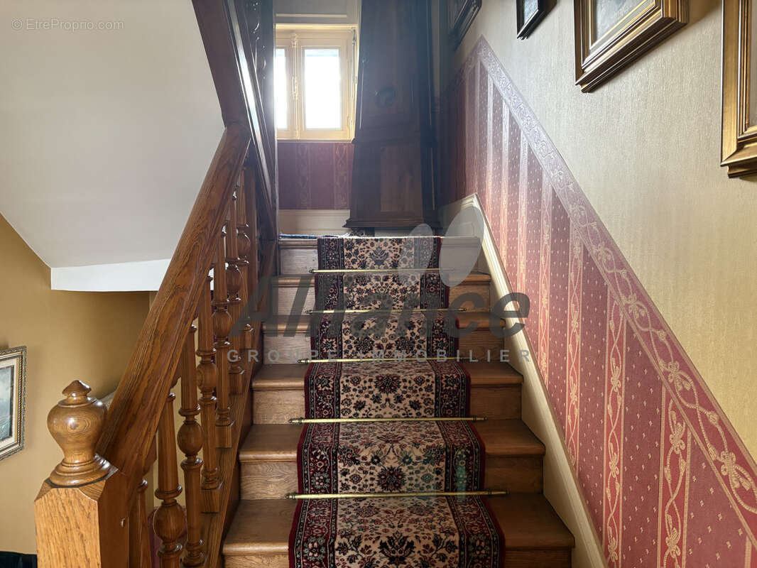 Maison à LUXEUIL-LES-BAINS