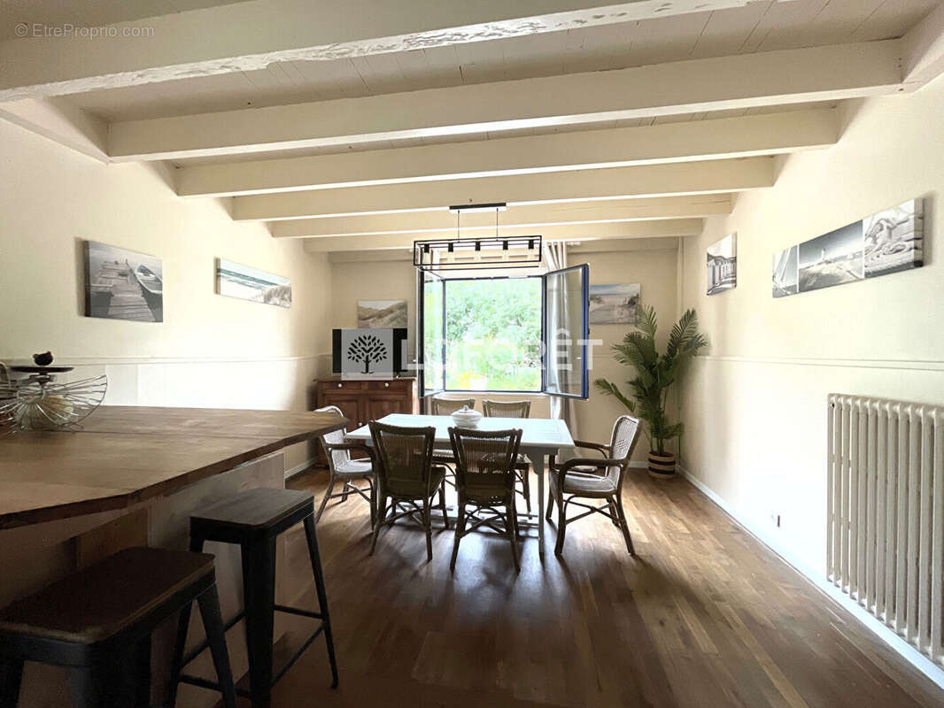 Maison à AMBON