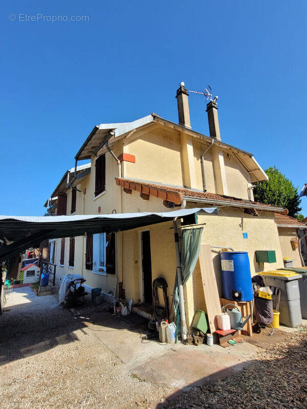 Maison à SAINT-GERMAIN-DES-FOSSES