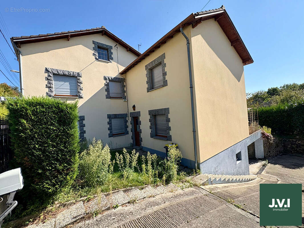 Maison à MONTMORENCY