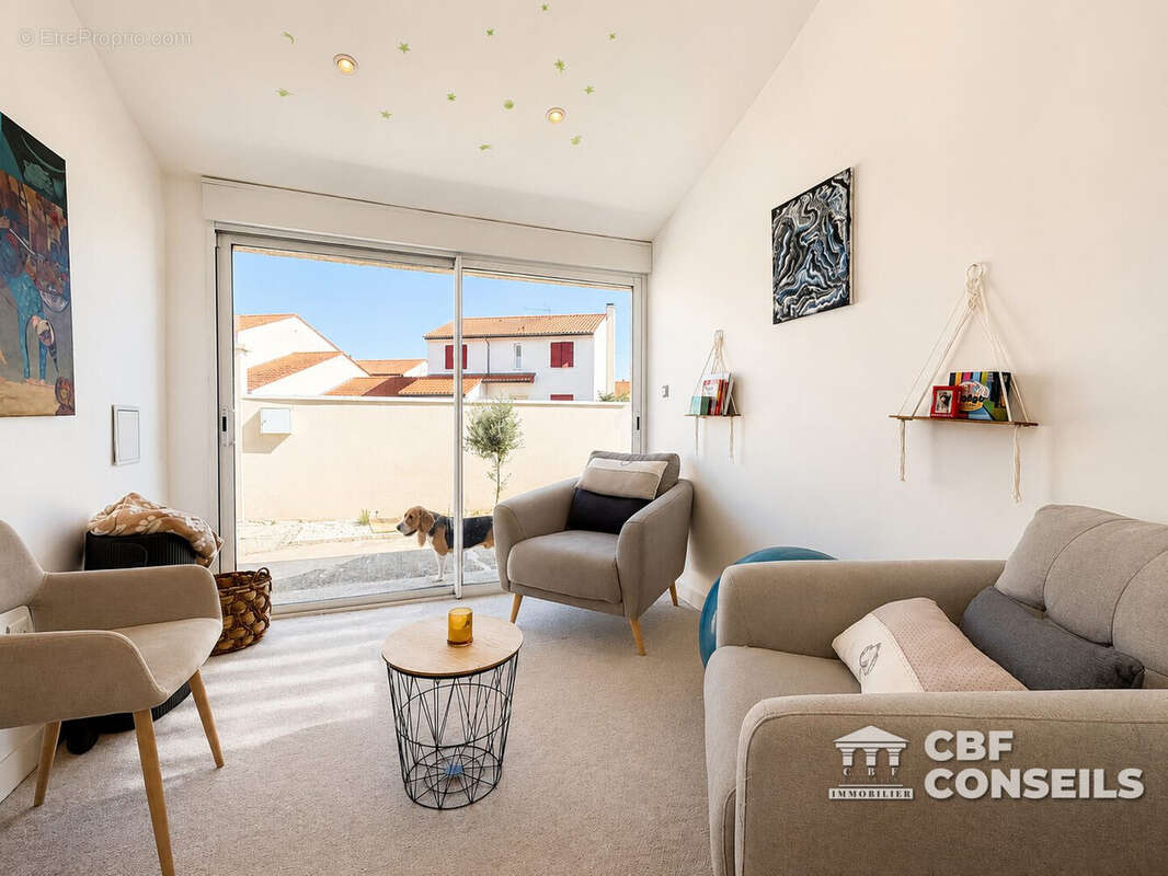 Maison 125 m² à Pont-Du-Chateau  - photo 8