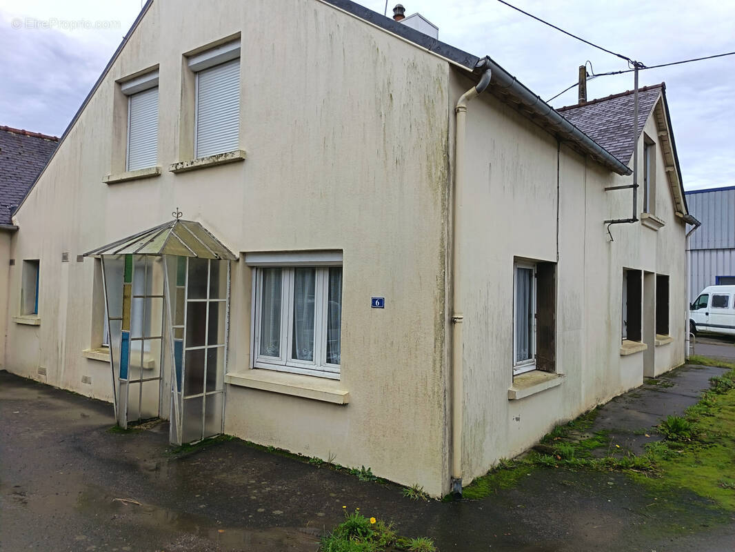 Maison à ROUDOUALLEC